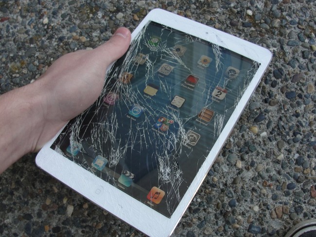 сломался iPad Mini